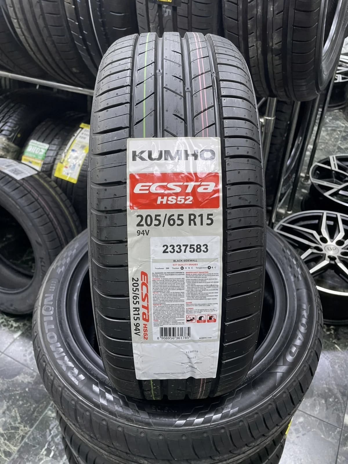 Kumho Ecsta HS52 205/65 R15 94V