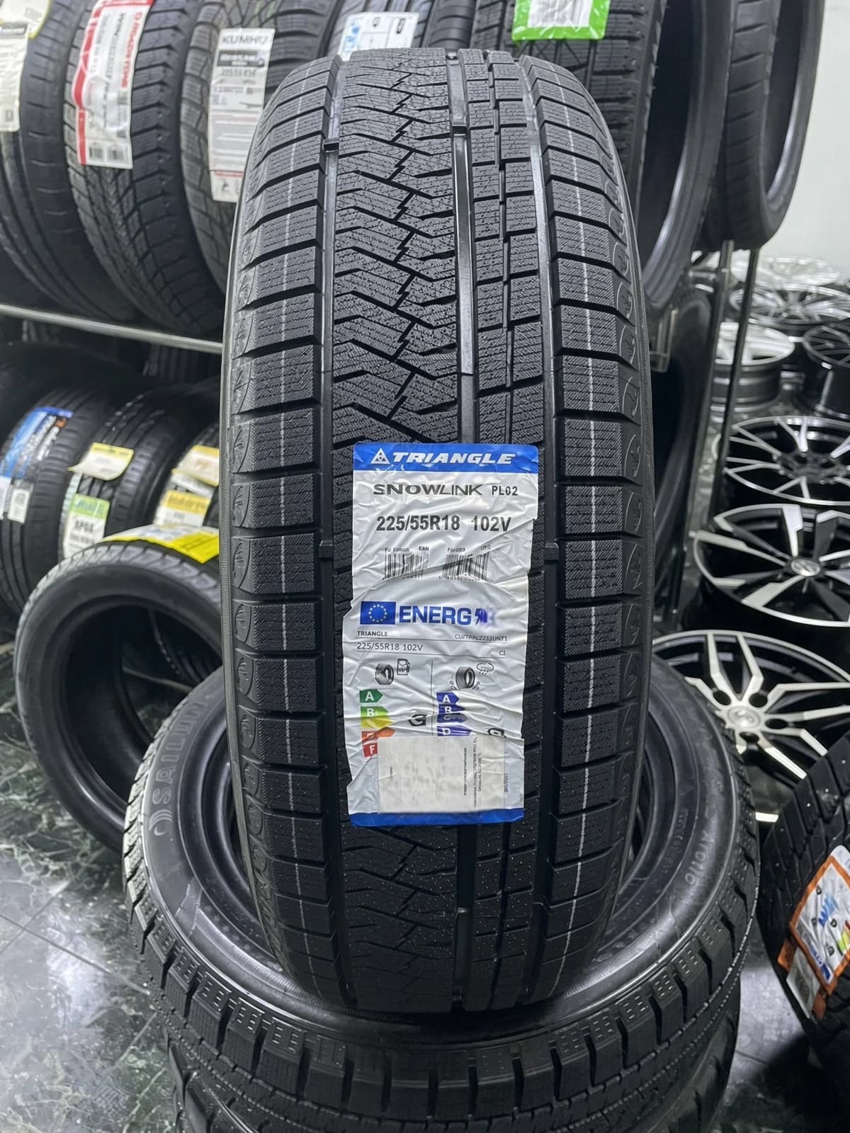 Triangle PL02 225/55 R18 102V