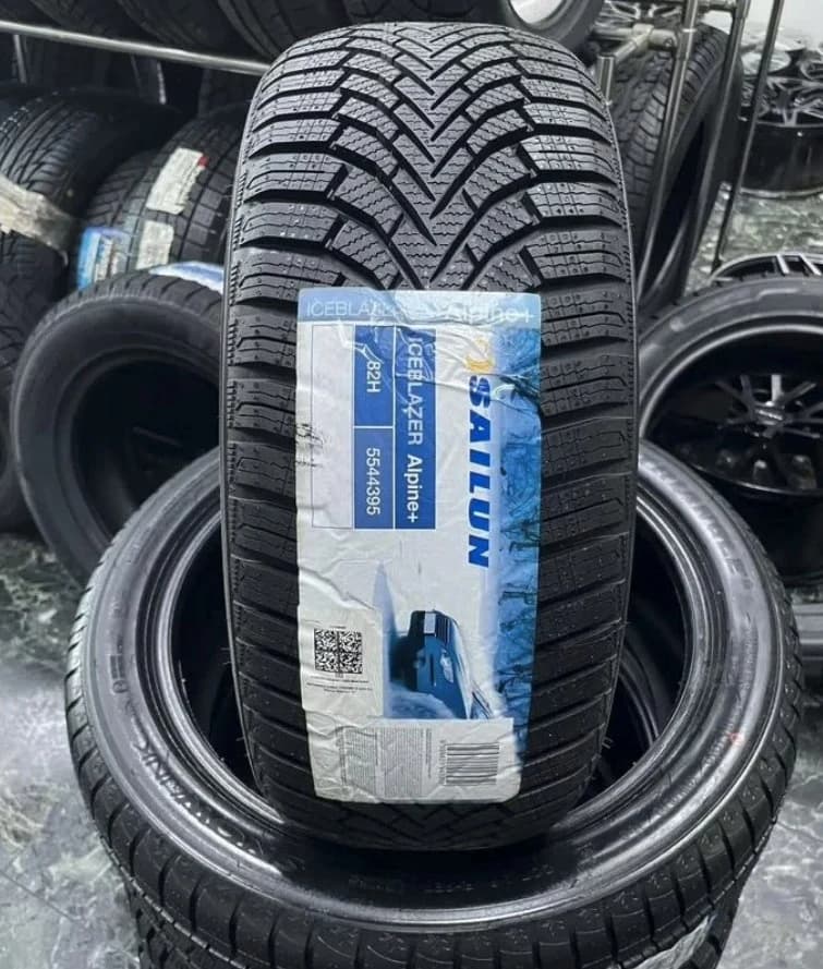 Sailun Ice Blazer Alpine+ 195/65 R15 95T XL