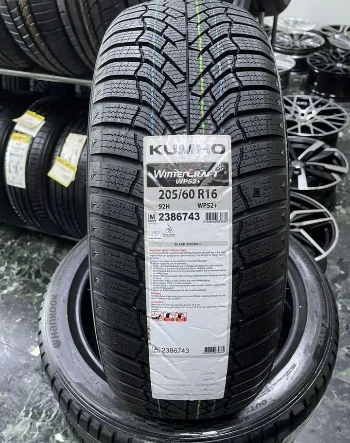 Kumho Wintercraft WP52+ 205/60 R16 92H XL